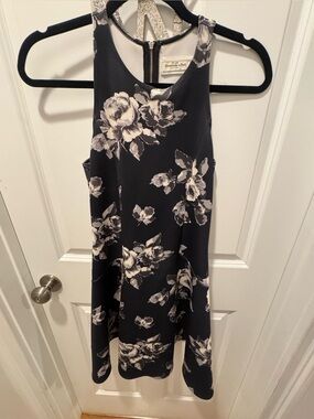 Abercrombie & Fitch Black Floral Midi Dress